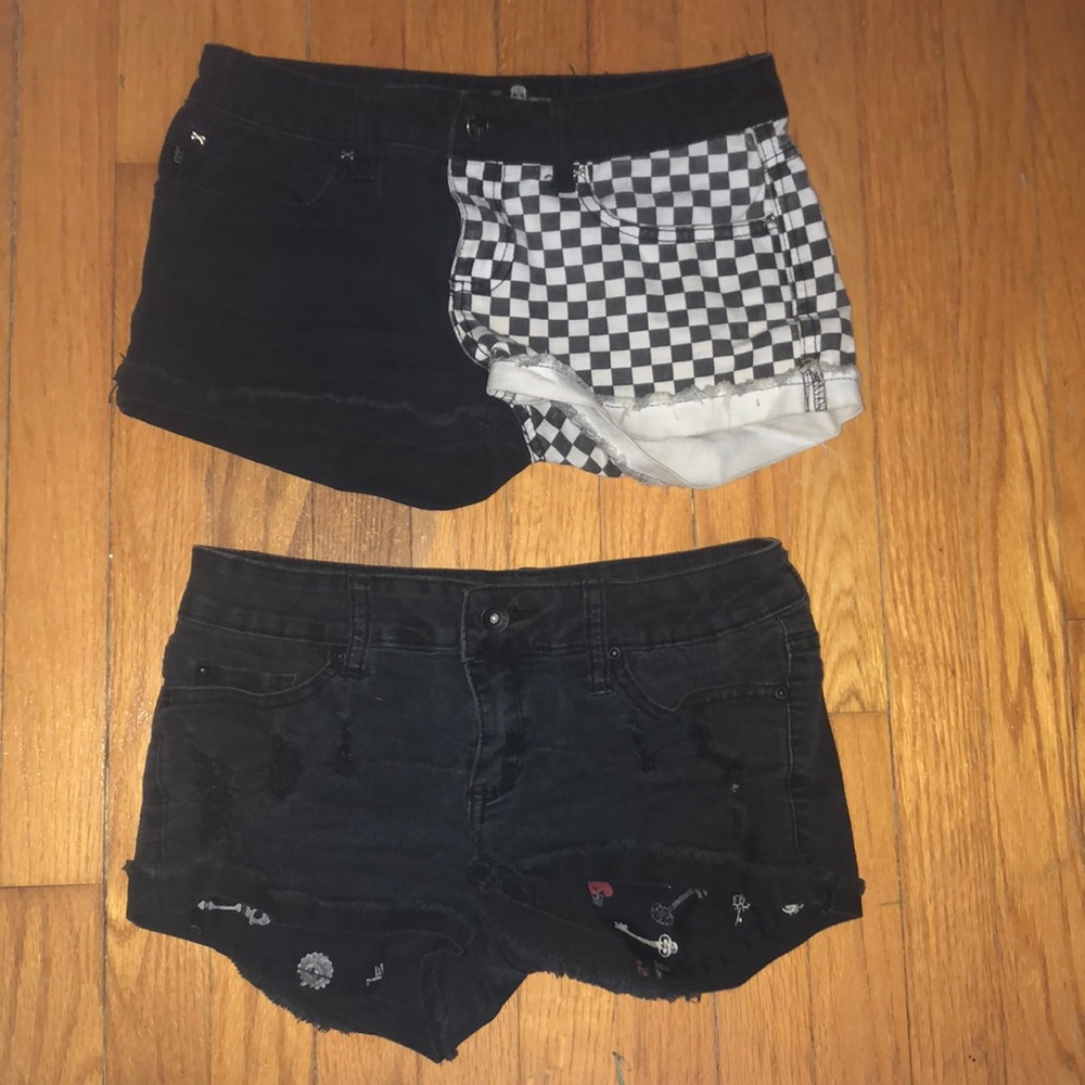 Shorts Bundle: Half-Checkered and XL Pocket shorts
